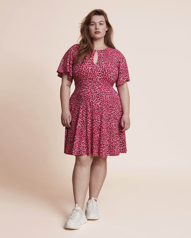 幸せなふたりに贈る結婚祝い 新品Flutter Dress 2Y Print Rosebud